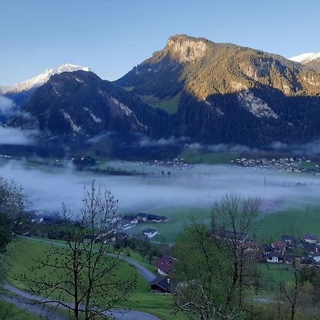 Alpine Cottage With Exceptional View Mayrhofen Exterior photo